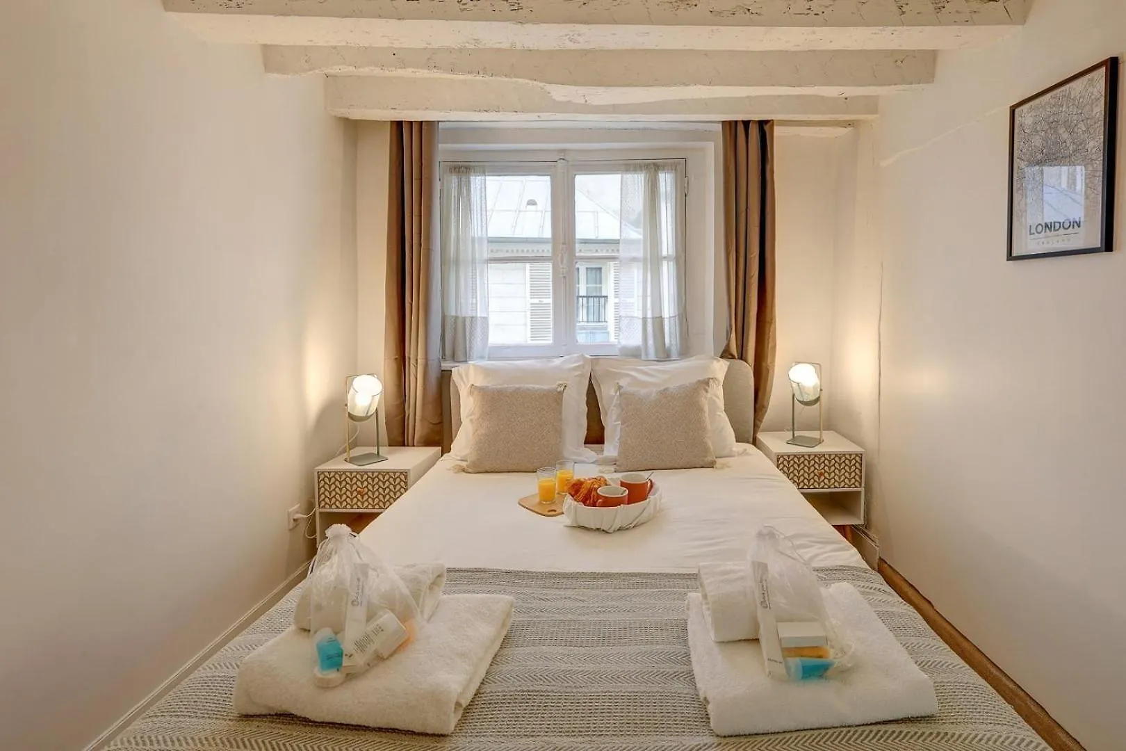 676 Noam - Elegant In Apartment *